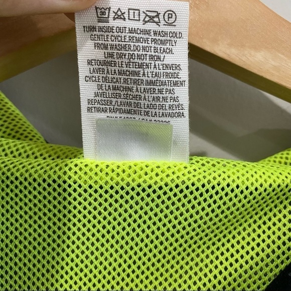 VS PINK Gray Hooded Windbreaker Pullover Oversized, Size Small - Picture 9 of 10